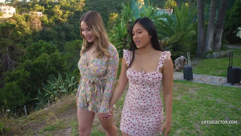 May Thai, Amalia Davis and Lia Lin – LifeSelector – The Realtor Always Rings Twice on